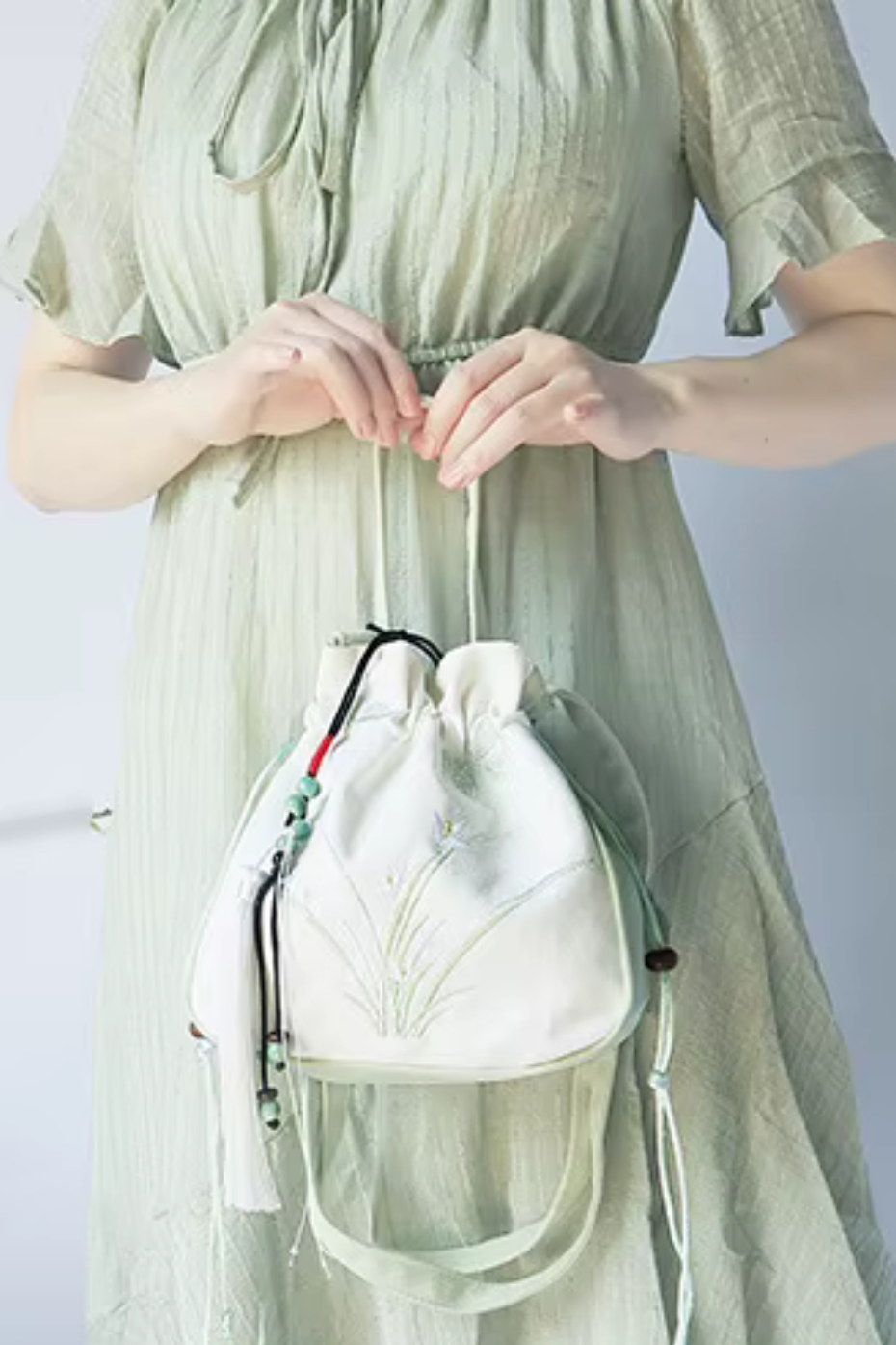 Embroidered Hanfu Shoulder Bag