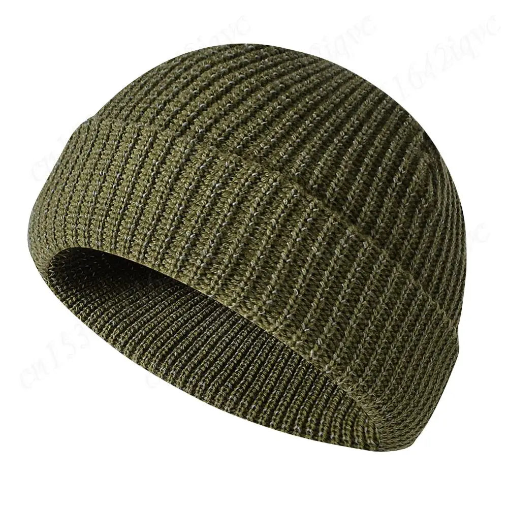 Unisex Reflective Knit Beanie – Glow-in-the-Dark Warm Hat for Night Safety
