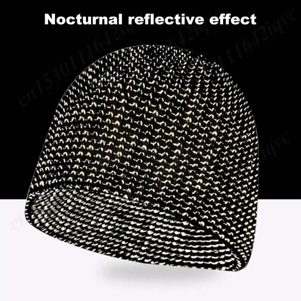 Unisex Reflective Knit Beanie – Glow-in-the-Dark Warm Hat for Night Safety