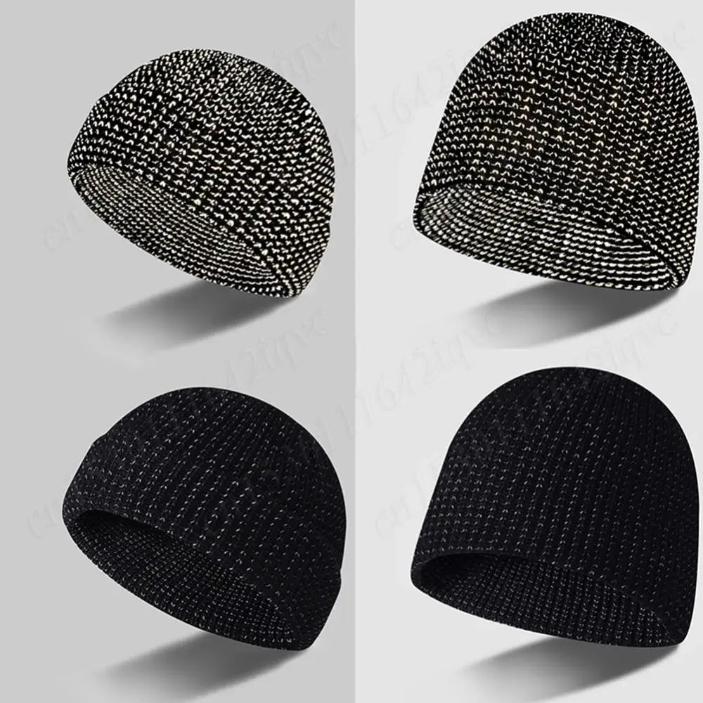 Unisex Reflective Knit Beanie – Glow-in-the-Dark Warm Hat for Night Safety